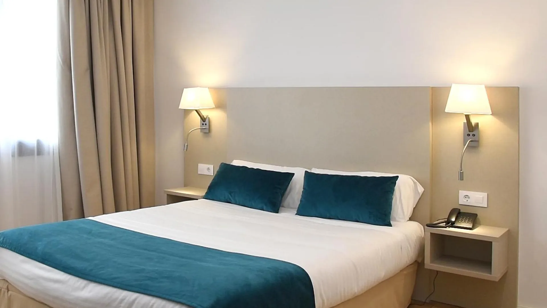 ***  Hotel Lauria Tarragona Spain